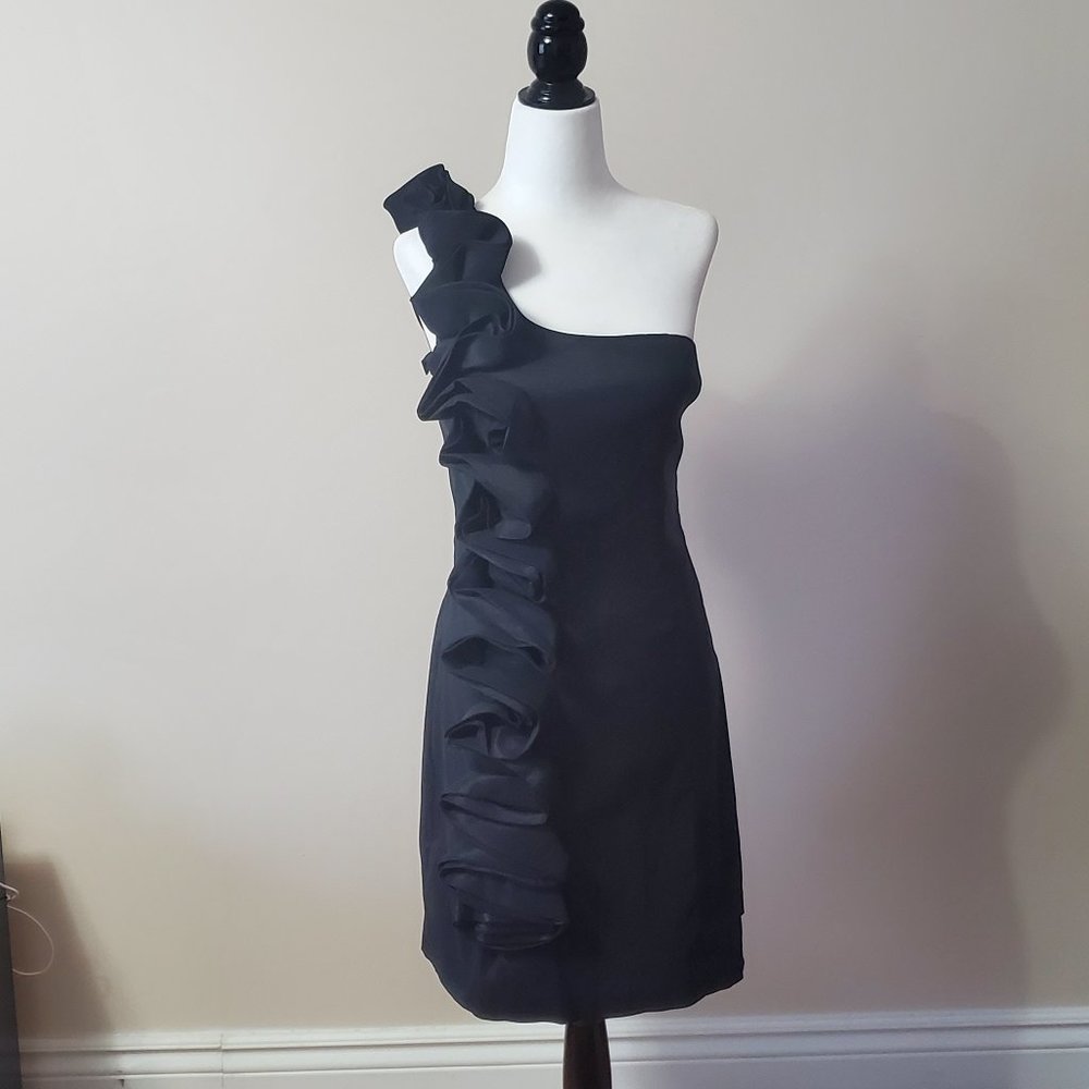 Romeo & Juliet Couture One Shoulder Ruffled Black Party Dress Size L NWT